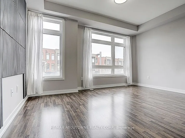 52 Saintfield Dr — Photo 11