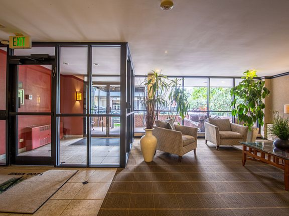 4th image of 1200 N Vine St APT 1F