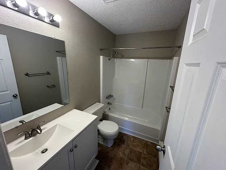 315 Fern St — Photo 5