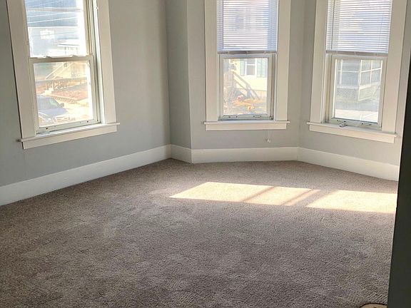 Large Bright Bedrooms