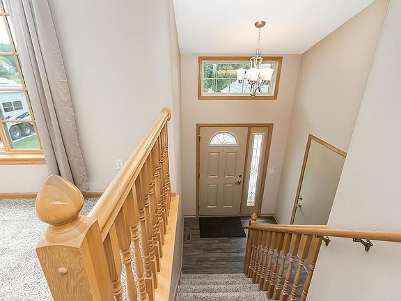4th image of 280 Fairmont Ave
