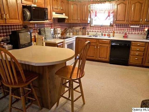 Home for Sale in Payson, IL $89,900