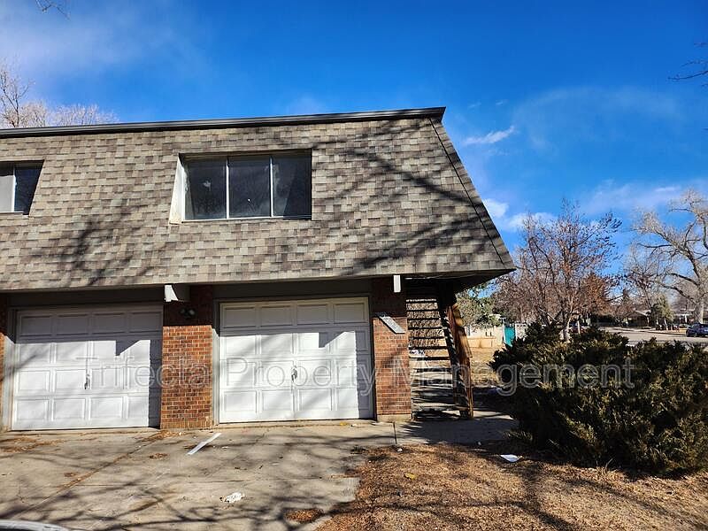 1st image of 2739 Leisure Dr