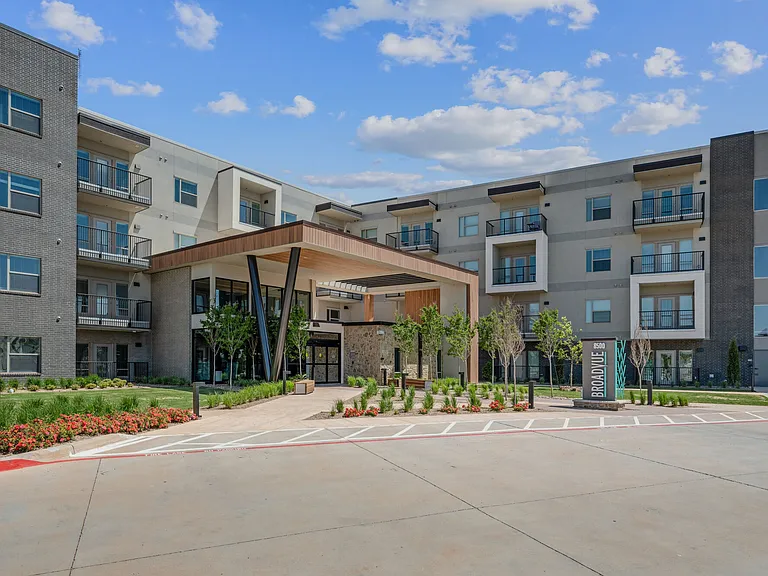 Leasing Office Entry