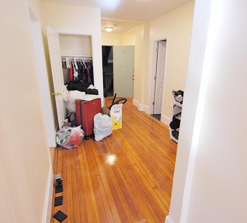 1st image of 120 Hemenway St APT 2