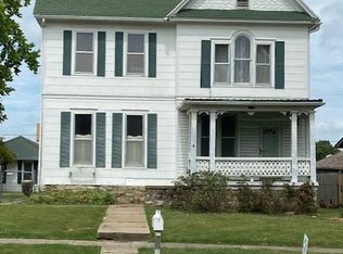 1715 Grand Ave, Parsons, KS 67357