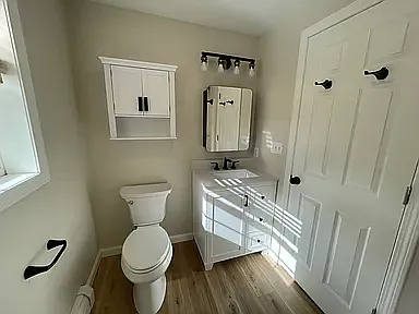 30 Knight St #2 — Photo 3