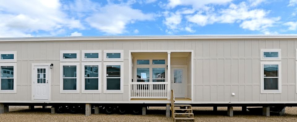 2nd image of 1555 Mink Loop #206