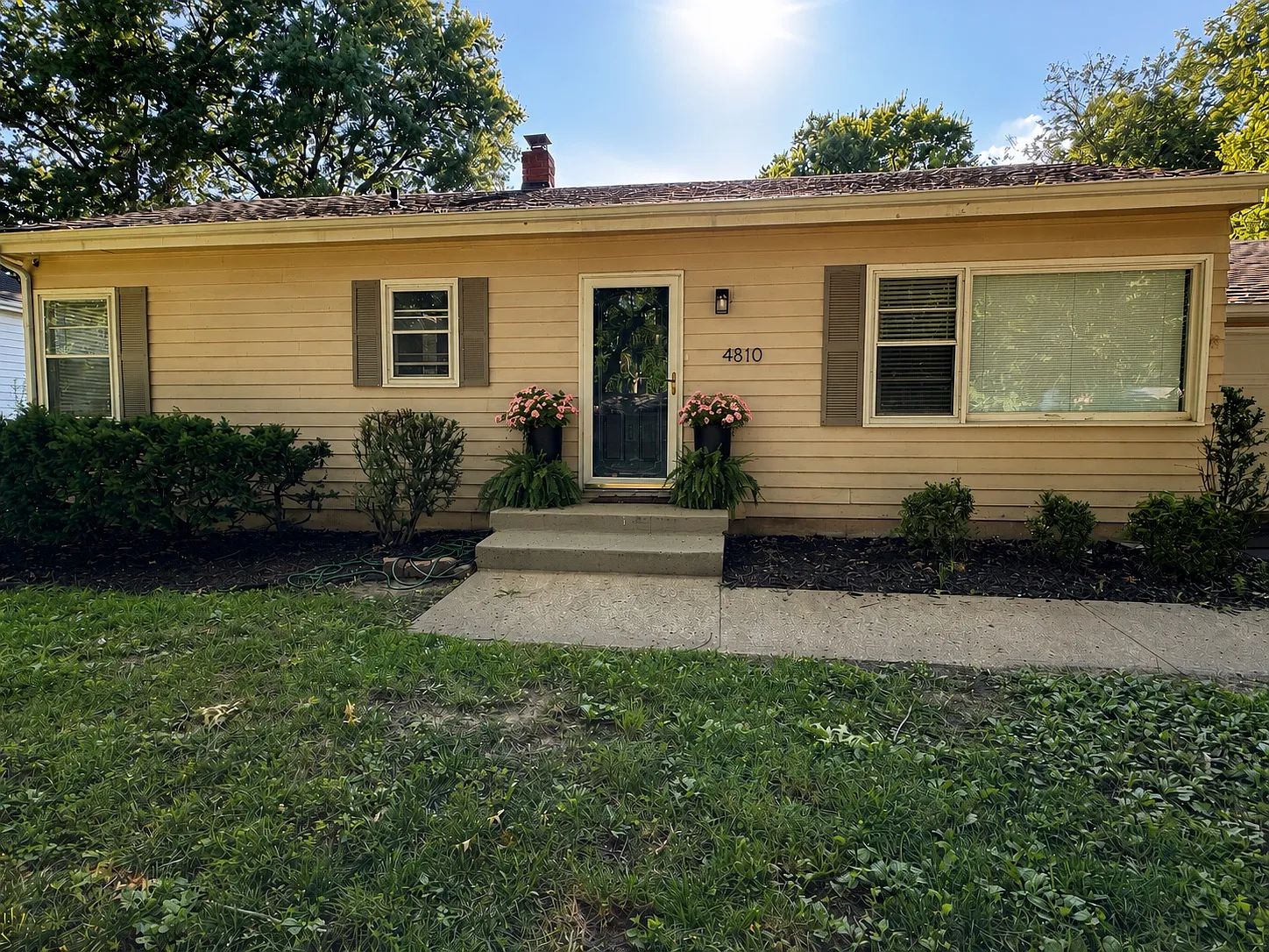 3 bed, 2116 sqft, $2,500 — Photo 1