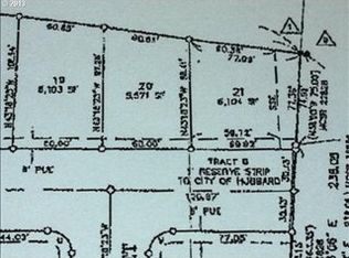 3803 10th St, Hubbard, OR 97032