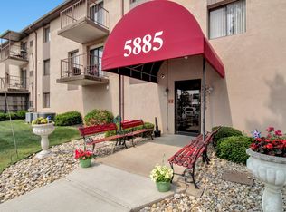 5885 Beechcroft Rd APT 309, Columbus, OH 43229