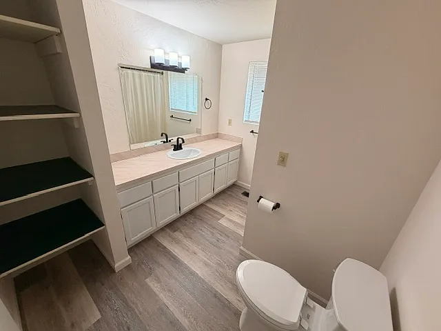 3660 Plumtree Drive — Photo 3