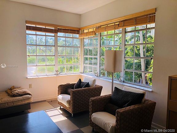 4th image of 1051 Meridian Ave APT 1P