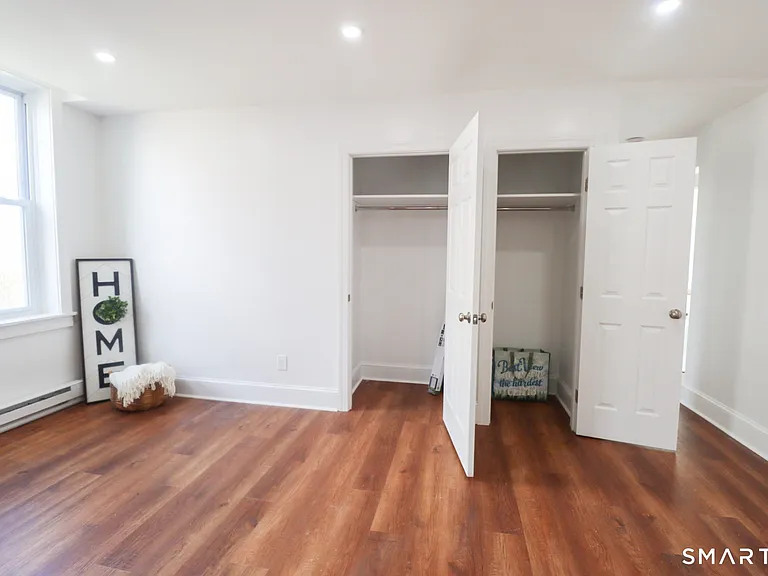 156 Garfield Ave — Photo 6