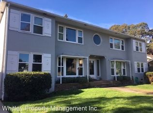 40 Clinton St #4, Redwood City, CA 94062