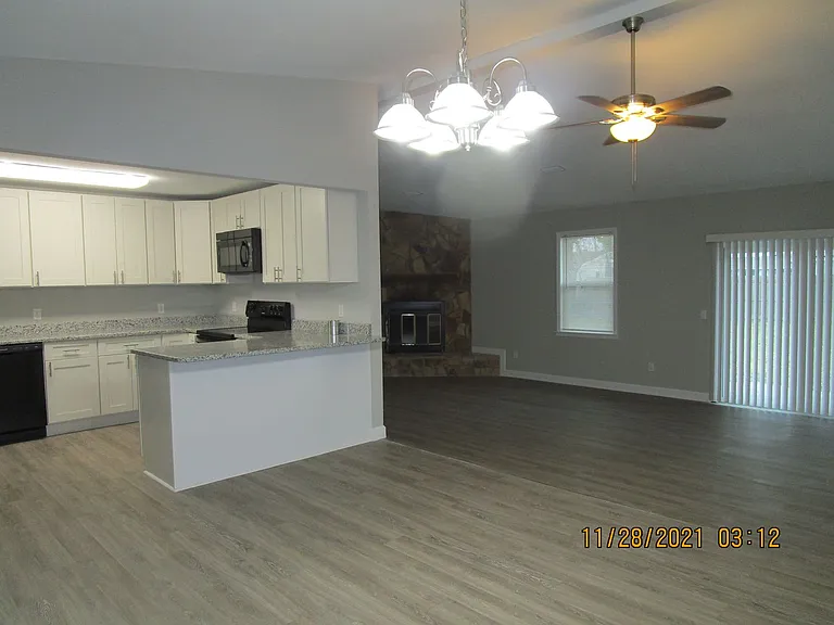 5921 Howard Rd — Photo 6