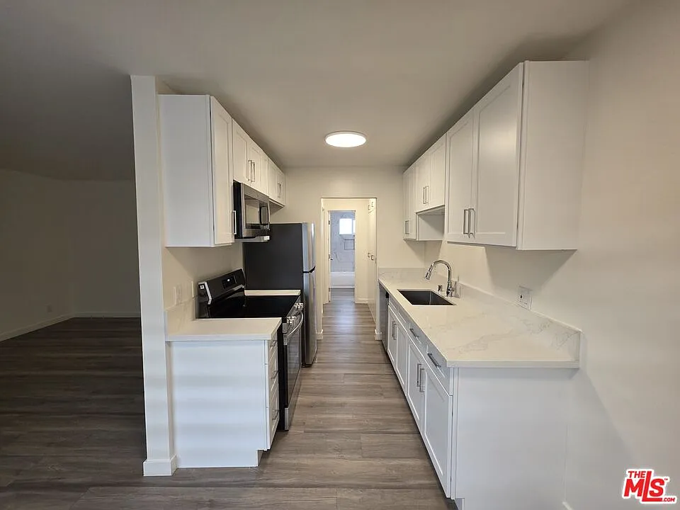 1 bed, 1.0 bath, 630 sqft, $2,500 — Photo 4