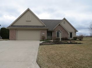 8602 Sweet Blossom Ct, Fort Wayne, IN 46835