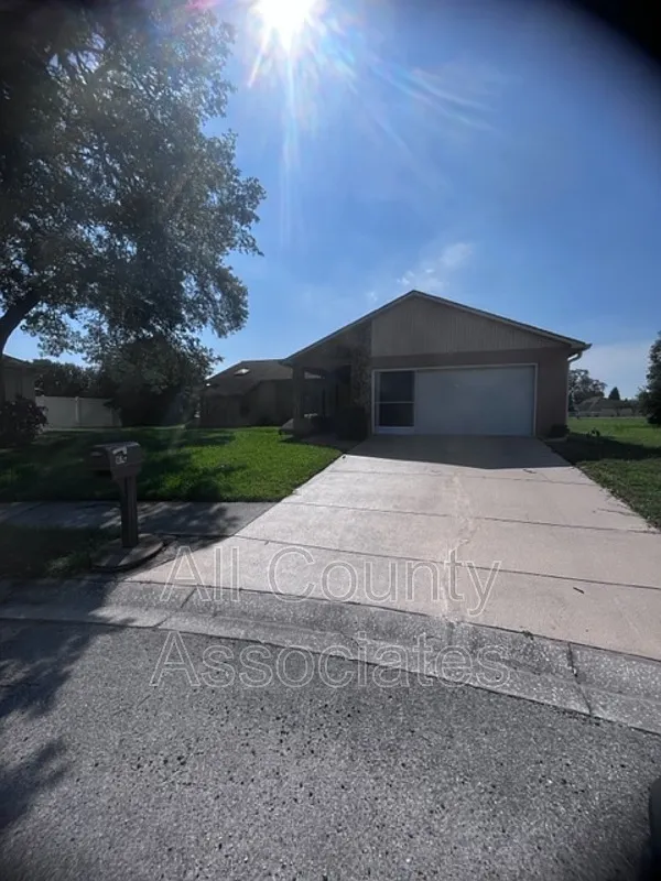 2 bed, 2.0 bath, 1232 sqft, $1,695 — Photo 1