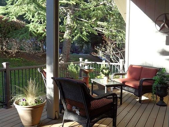 2nd image of 15141 Lorie Dr