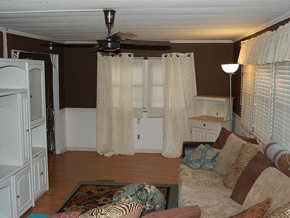 2nd image of 4927 Carol St SE