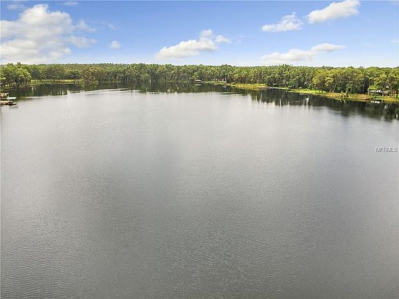 3rd image of 232 Deer Cove Ln