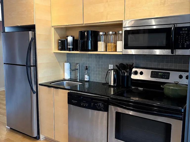 324 Laurier Ave W #1411 — Photo 5