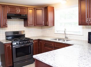 106 Colwell St #1, Cranston, RI 02920