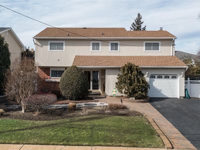 2491 Malibu Road, Bellmore, NY, 11710
