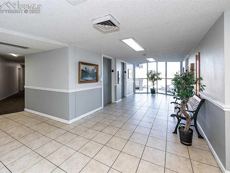 411 Lakewood Cir #906A — Photo 23