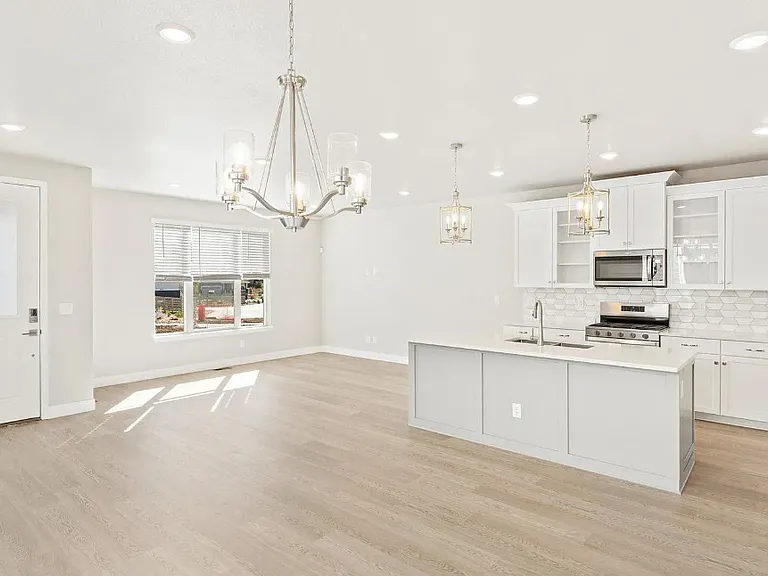 8121 Mount Harvard Rd — Photo 3
