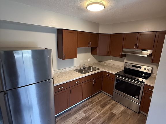2nd image of 725 S 11th St APT 7