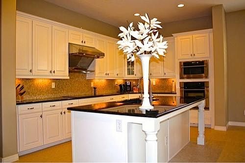 4th image of 4311 S Pleasant Ct