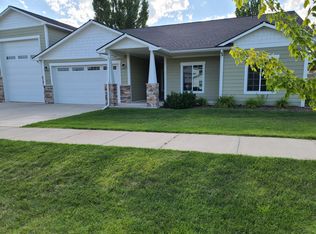 3217 N Sherwood Dr, Coeur D Alene, ID 83815