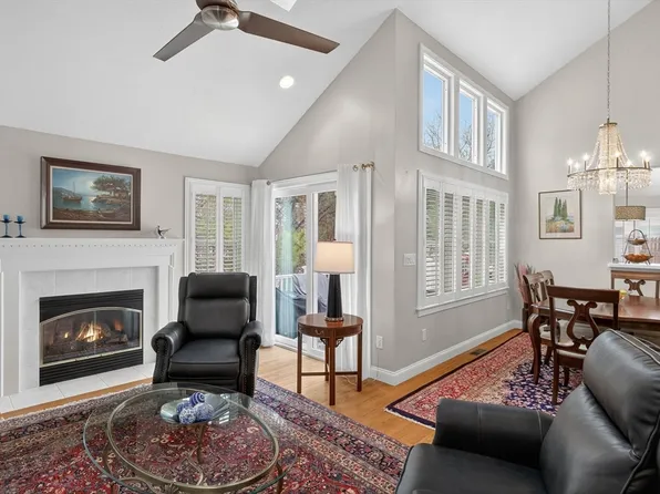 5 Sampson Cmns, Plymouth, MA 02360