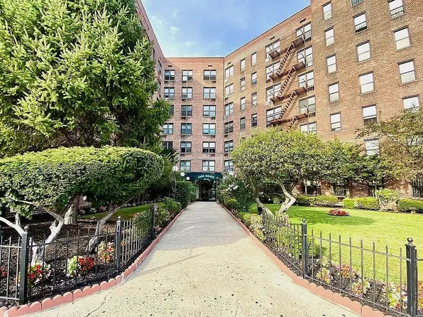 10025 Queens Blvd APT 2, Forest Hills, NY 11375