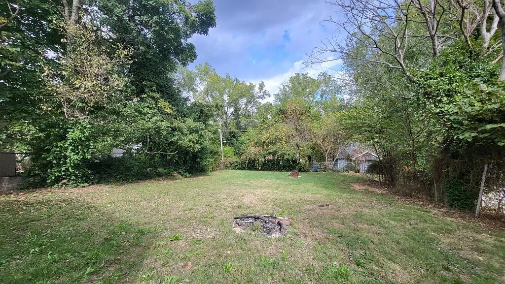 2 bed, 750 sqft, $1,000 — Photo 4