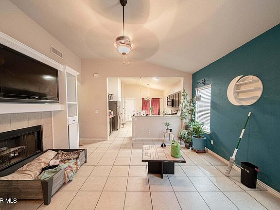 3rd image of 2924 Pino Triste Dr