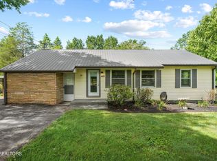 1415 Creekwood Dr, Knoxville, TN 37918