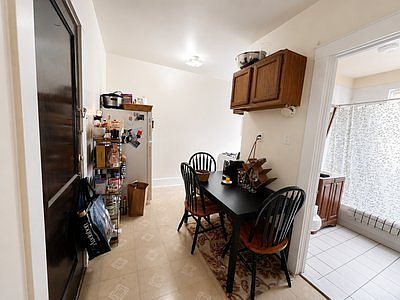 5th image of 162 Summer St #13