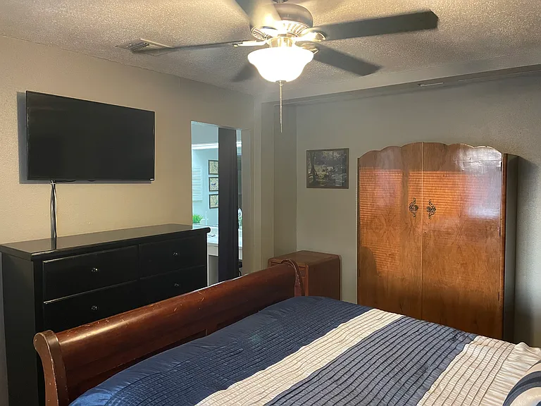 13731 Earlywood St — Photo 23