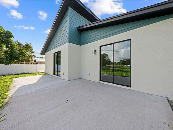 3rd image of 6904 Salerno Road