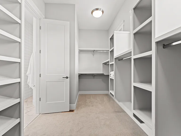2635 N Yount Way — Photo 36