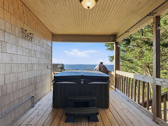 4th image of 141 Brow Lake Rd