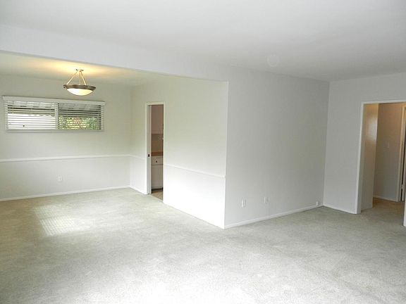 5th image of 1483 Rexford Dr APT 6