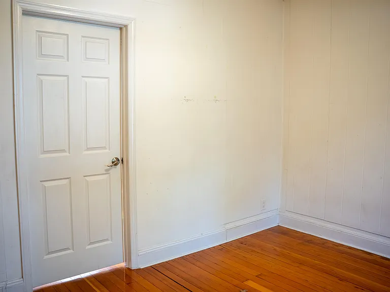 294 Clerk St #1 — Photo 6