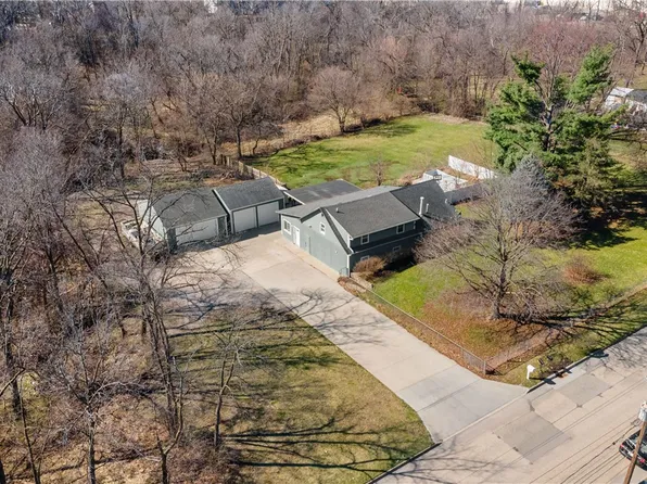 1547 E Park Ave, Des Moines, IA 50320