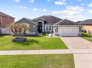 442 Tamarind Parke Ln, Kissimmee, FL 34758