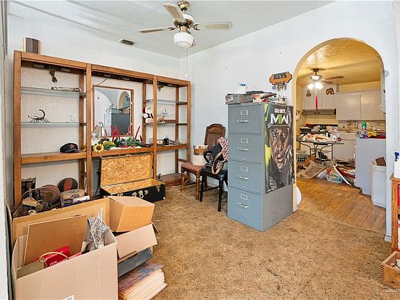 4th image of 317 S 7th St
