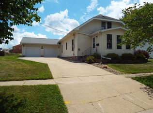 106 Franklin St, Strawberry Point, IA 52076